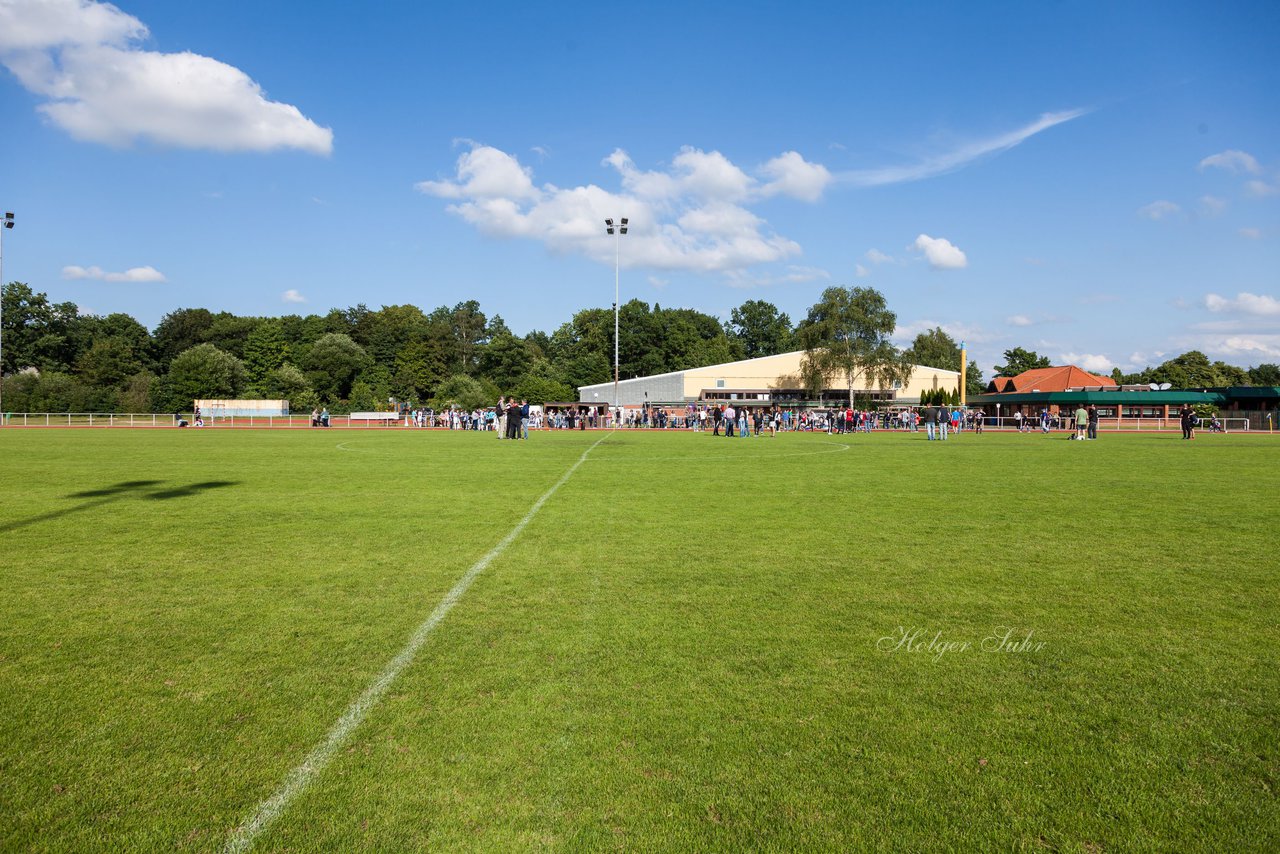 Bild 129 - wBJ SV Henstedt Ulzburg - Hamburger SV : Ergebnis: 0:2